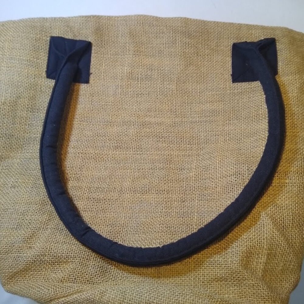 Vacation-Ready!    NWOT  buckhead betties    jute cotton beach tote